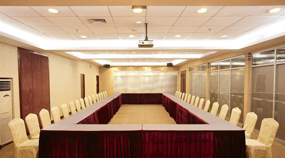 Warm Yes Business Hotel Guangzhou Buitenkant foto