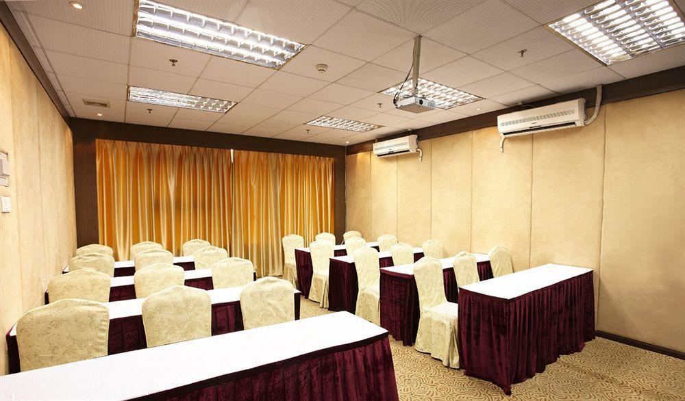 Warm Yes Business Hotel Guangzhou Buitenkant foto