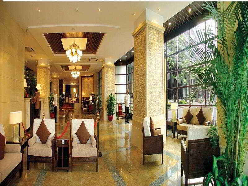 Warm Yes Business Hotel Guangzhou Buitenkant foto